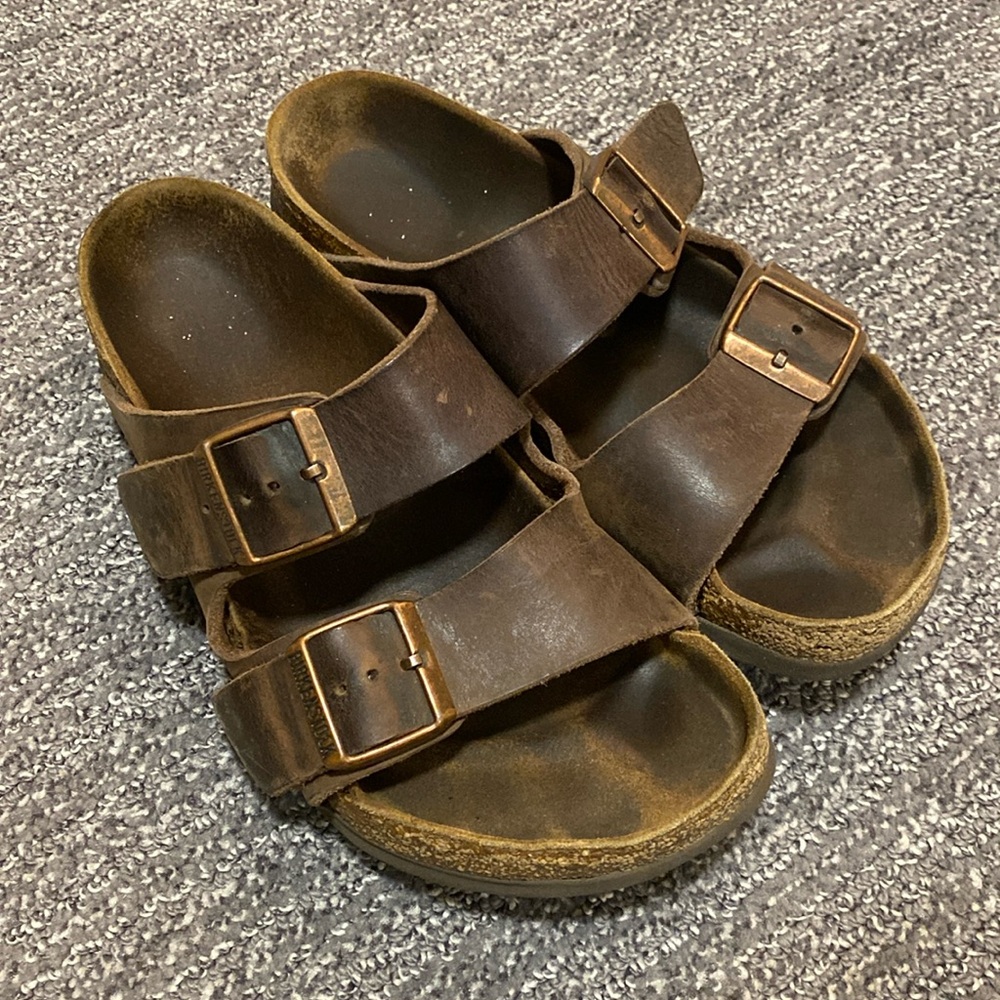 Birkenstock hard sole sandals - women’s size 38 - loved to DEATH